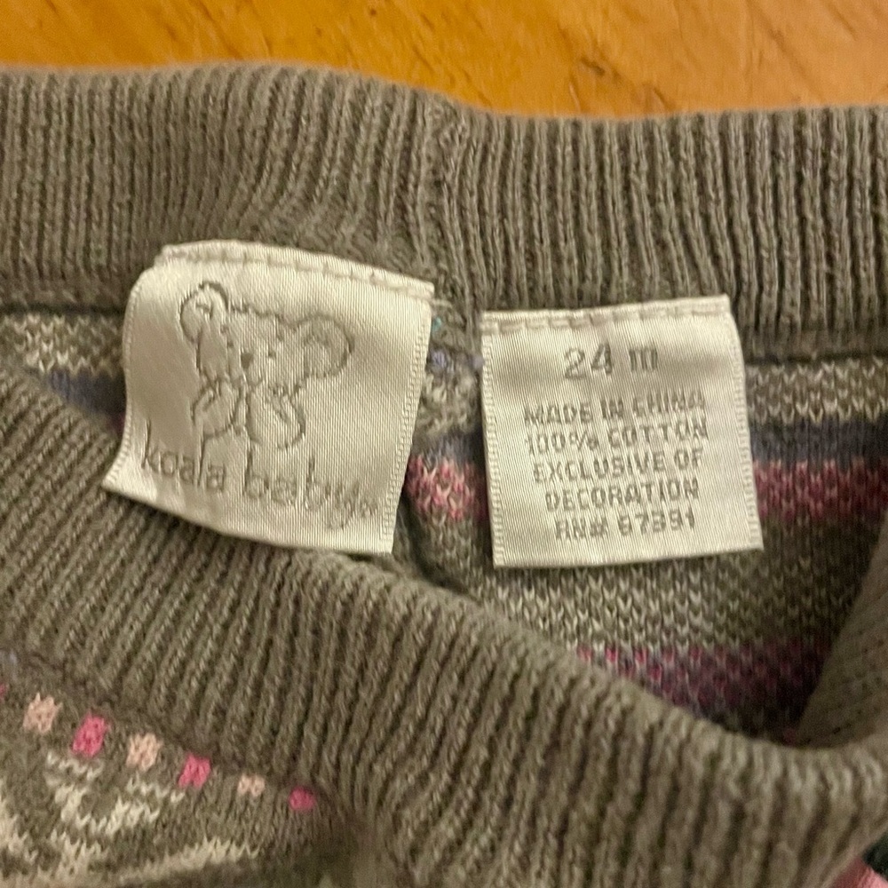 Hanna Andersson Snowflake and Unicorn Patterned Leggings - Picture 7 of 7